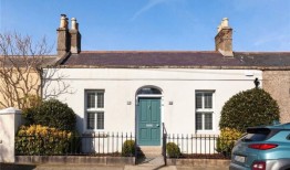 这些“有待改善”的房屋售价高达原价的五倍