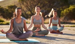 越来越多的女性独自旅行，谁能责怪她们呢？