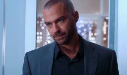 《实习医生格蕾》第21季预告片确认了另一个粉丝喜爱的角色回归