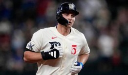 在游骑兵游击手进行运动疝气手术后，世界大赛MVP西格将缺席大部分春季比赛