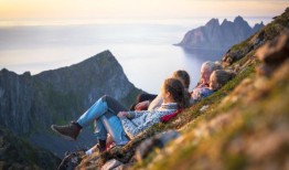 越来越多的女性独自旅行，谁能责怪她们呢？