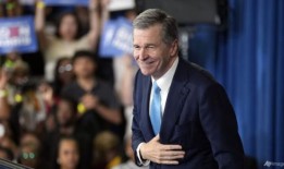 谁是哈里斯的副总统？卡玛拉·哈里斯的四个可能的竞选伙伴