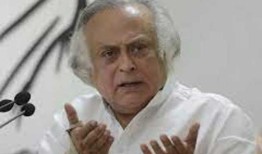 在几个政府计划中，审计长提出了涉嫌违规的问题，敦促总理打破僵局