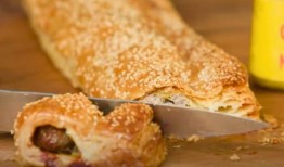 杰米·奥利弗的“令人难以置信”的5种配料香肠卷食谱，这是一道“快速”的节日小吃