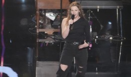 阿拉巴马州歌手与凯蒂·佩里达成协议，她进入《美国偶像》第26名