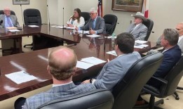 解决阿拉巴马州医用大麻执照僵局的法案在公开听证会上遭到反对