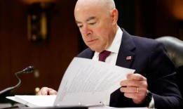 美国众议院将对弹劾国土安全部部长马约卡斯进行投票