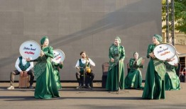 卡塔拉的庆祝活动吸引了2023年卡塔尔亚洲杯的球迷