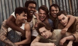 “我希望它美丽的伤疤”：从演员和创意团队那里听到更多关于百老汇的局外人