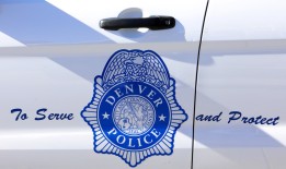 丹佛警方因利用移民和难民收容所作为“靶子练习”的信息而被解雇