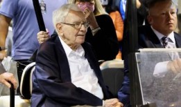 巴菲特告诉花旗集团首席执行官弗雷泽要继续改革：来源