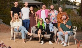 疯狂的黑猩猩评论：《虎王》制作者的新《海豚》是一部疯狂的五星级作品