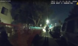 警方公布了一段视频，显示警察在城市高地射杀了一名武装男子