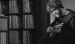 Gorka Urbizu分享“haasiera Bat”的演示日期