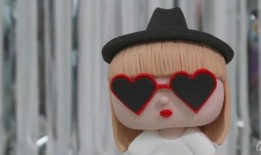 “我们终于迎来了z世代”：随着演唱会热的到来，商家们纷纷推出主题商品来吸引霉霉